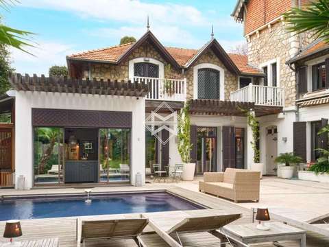 Vente maison 10 pièces Cannes 06