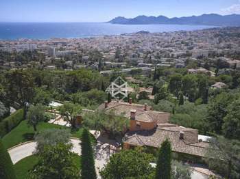 Vente maison 9 pièces Cannes 06