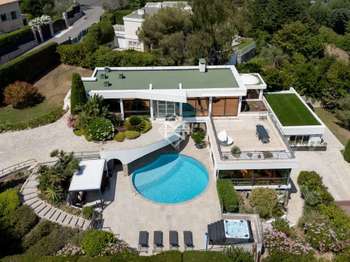 Maison 8 pièces 342 m² · à Cannes · 342 m² · 4 590 000 €