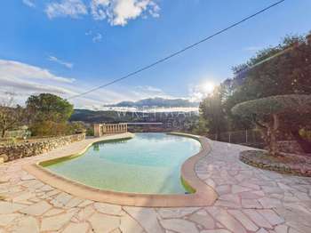 Vente maison 7 pièces Carcès 83