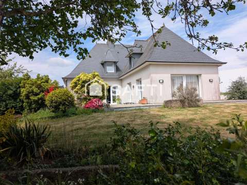Vente maison 8 pièces Carhaix-Plouguer 29