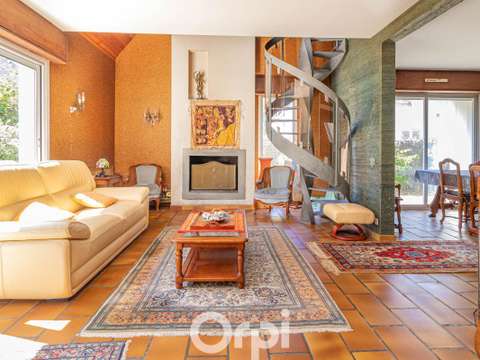Vente maison 11 pièces