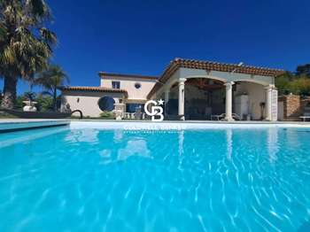 Vente maison 7 pièces Carqueiranne 83