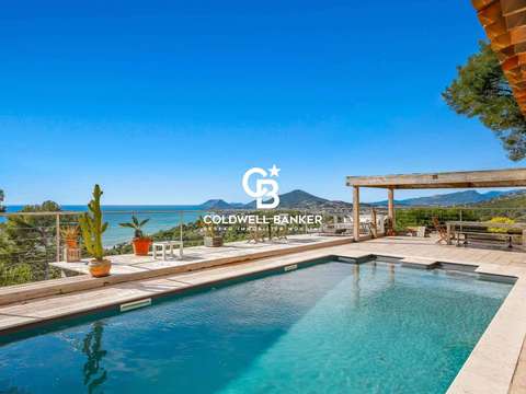 Vente maison 7 pièces Carqueiranne 83