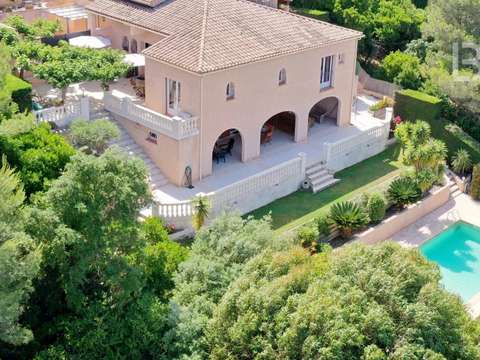 Vente maison 9 pièces Carqueiranne 83
