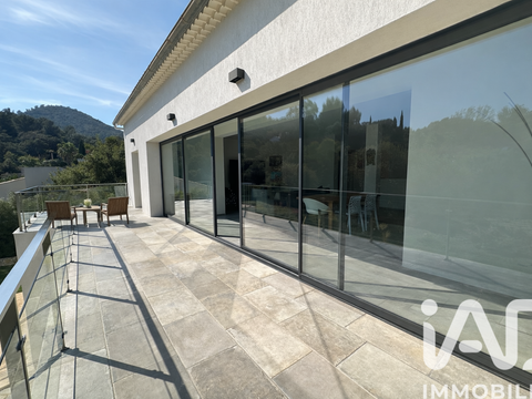 Vente maison 5 pièces Carqueiranne 83