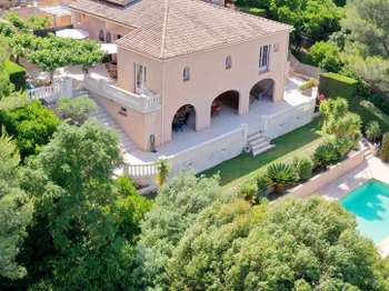 Vente maison 9 pièces Carqueiranne 83