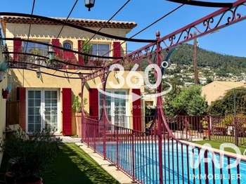 Vente Maison 5 chambresCarqueiranne