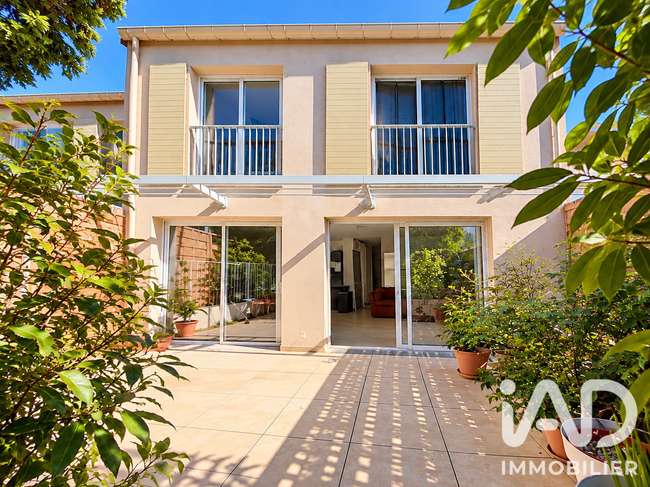 Maison 4 pièces 88 m² · à Carqueiranne · 88 m² · 499 000 €