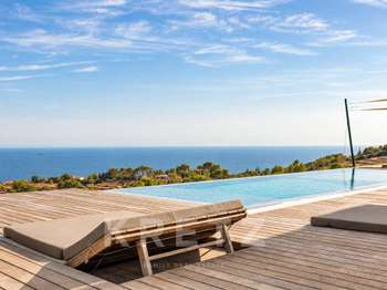 Maison 8 pièces 290 m² · à Carqueiranne · 290 m² · 4 150 000 €
