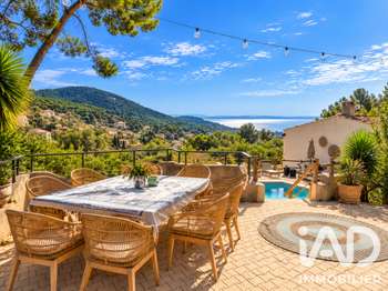 Vente maison 8 pièces Carqueiranne 83