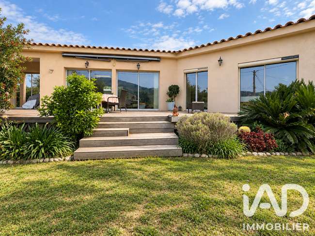 Maison 6 pièces 130 m² · à Carros · 130 m² · 695 000 €