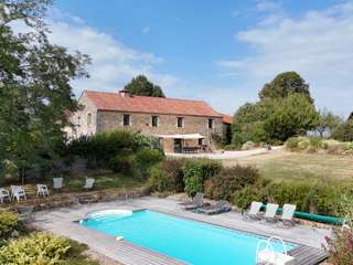 Vente maison 13 pièces