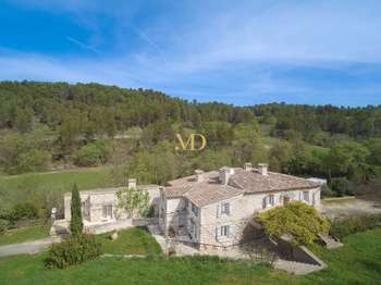 Vente maison 11 pièces Caseneuve 84