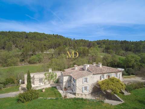 Vente maison 11 pièces Caseneuve 84