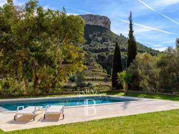 Vente maison 7 pièces Cassis 13