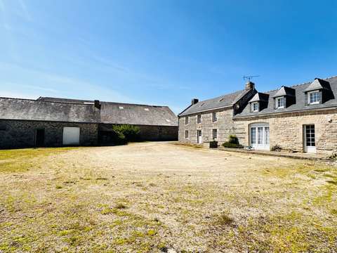 Vente maison 10 pièces Cast 29