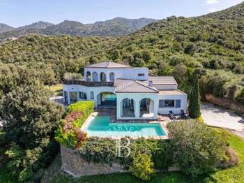 Vente maison 10 pièces Casta 2B