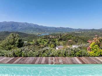 Vente Maison 6 chambresCasta