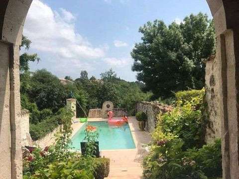 Vente maison 12 pièces Castelnau-Montratier 46