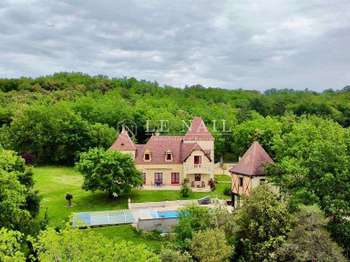 Vente maison 10 pièces Castelnaud-la-Chapelle 24