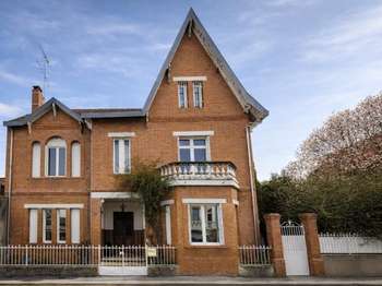 Vente maison 10 pièces Castelsarrasin 82