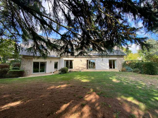 Maison 9 pièces 268 m² · à Caulnes · 268 m² · 497 800 €