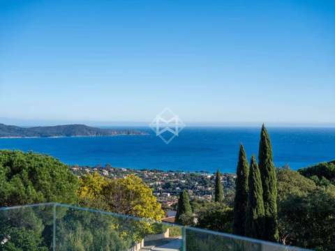 Vente maison 9 pièces Cavalaire-sur-Mer 83
