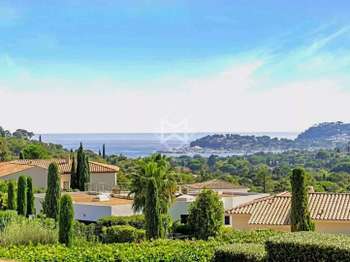 Vente maison 8 pièces Cavalaire-sur-Mer 83