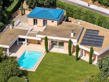 Vente maison 8 pièces Cavalaire-sur-Mer 83