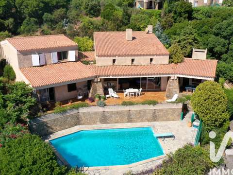 Vente maison 6 pièces Cavalaire-sur-Mer 83