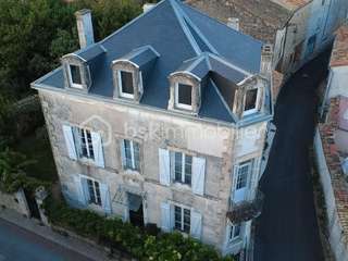 Vente maison 8 pièces