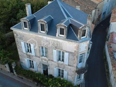 Vente maison 8 pièces