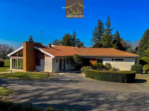 Vente maison 9 pièces Cerizay 79