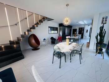 Vente maison 8 pièces