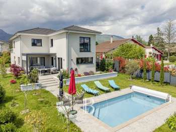 Vente maison 8 pièces Cessy 01