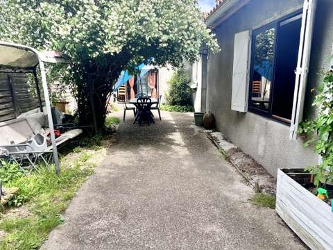 Vente maison 6 pièces Cézac 33