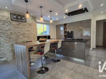 Vente maison 8 pièces Chabeuil 26