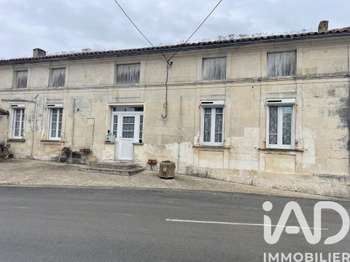 Vente maison 7 pièces Chadenac 17
