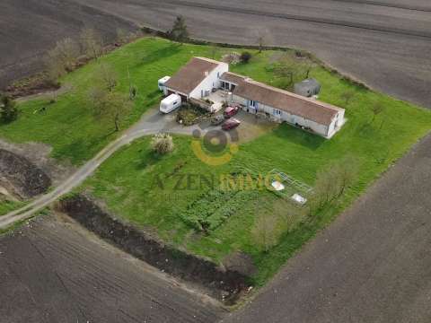 Vente maison 7 pièces Chaillé-les-Marais 85