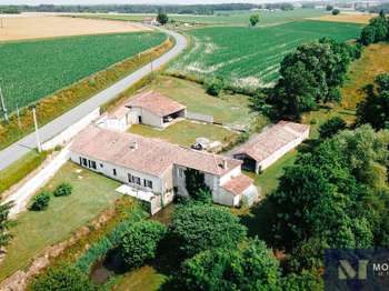Vente maison 6 pièces Challignac 16