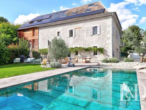 Vente maison 10 pièces Chambéry 73