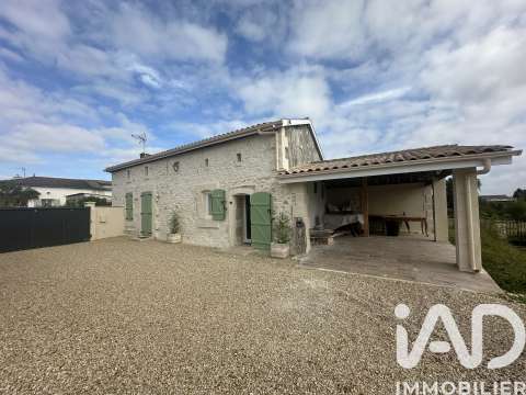 Vente maison 4 pièces Chamouillac 17