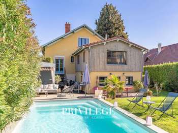 Vente maison 10 pièces Champagne-au-Mont-d'Or 69