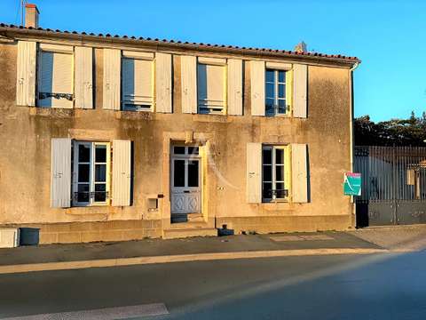 Vente maison 9 pièces