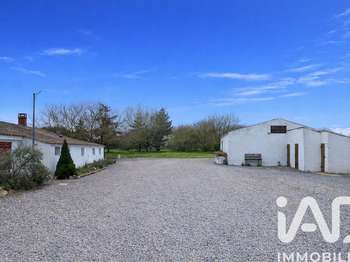 Vente maison 5 pièces Champagné-les-Marais 85