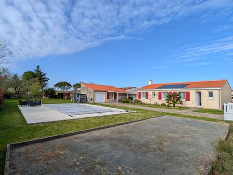 Vente maison 5 pièces Champagné-les-Marais 85