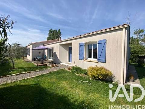 Vente maison 7 pièces Champagné-les-Marais 85