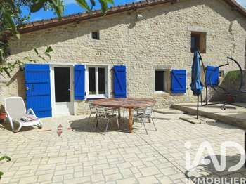 Vente maison 5 pièces Champagne-Mouton 16
