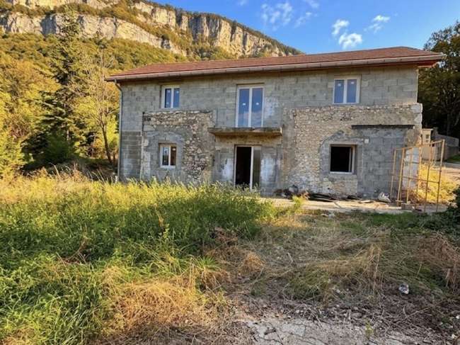 Maison 4 pièces 120 m² · à Champagneux · 120 m² · 294 000 €
